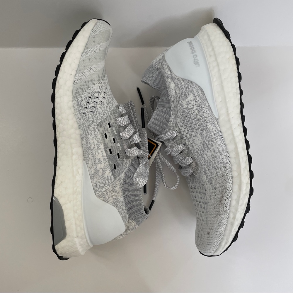 Adidas Ultraboost Uncaged Big Boys Size 4 Grey White